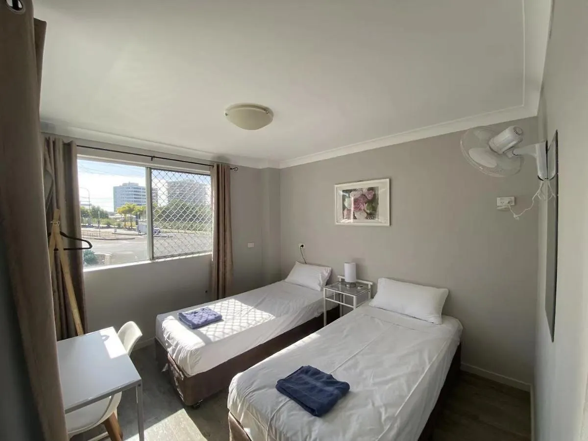 Homely Inn Hostel Gold Coast