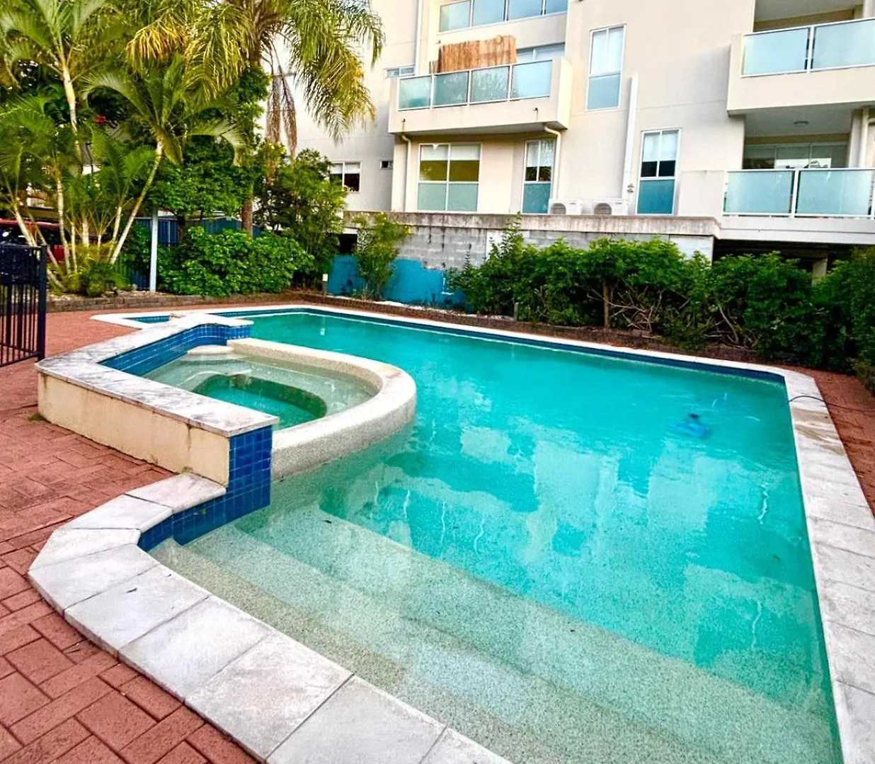 Homely Inn Hostel Gold Coast