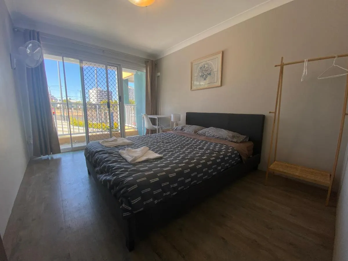 Homely Inn Hostel Gold Coast