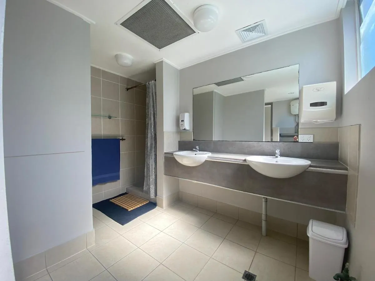 Homely Inn Hostel Gold Coast